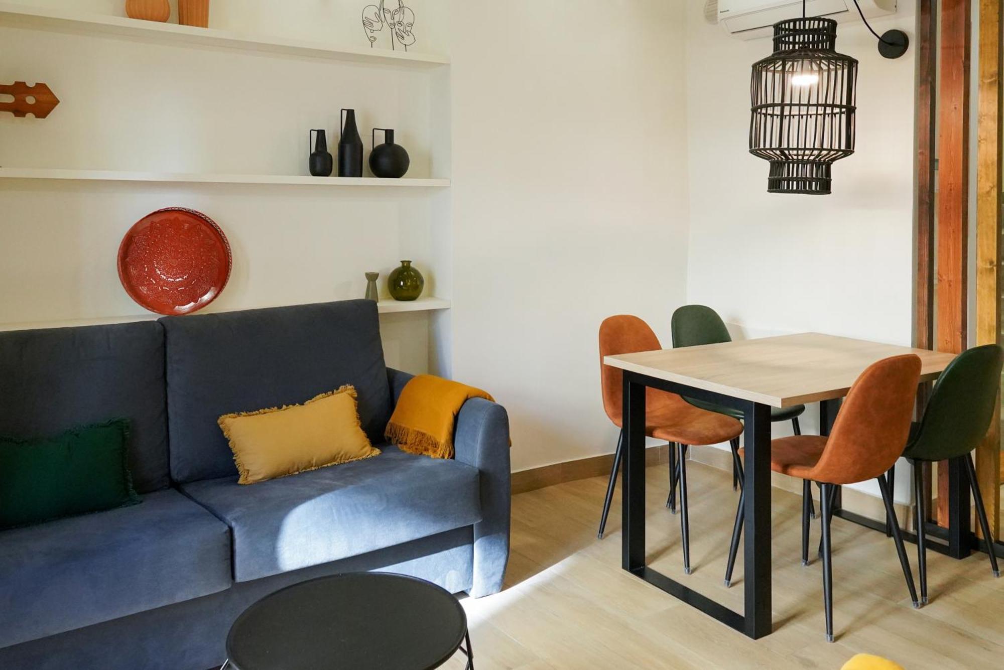 Apartaments La Rambla - Arbequina - 6 Persones Корнуделья Экстерьер фото